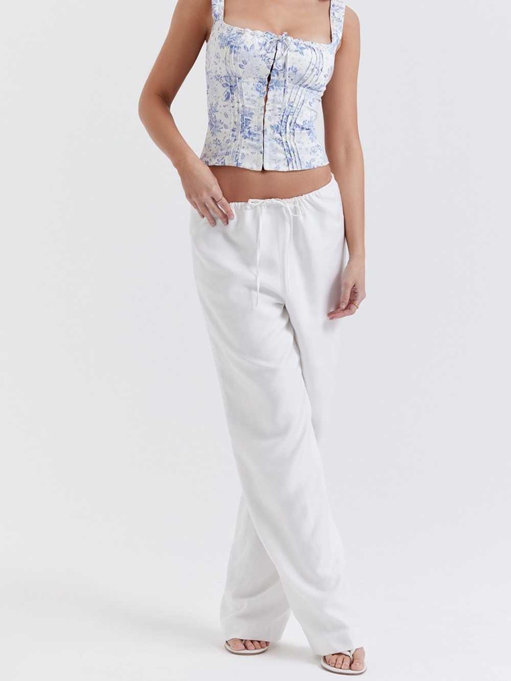 House of CB CLEO
Ivory Linen Mix Trousers